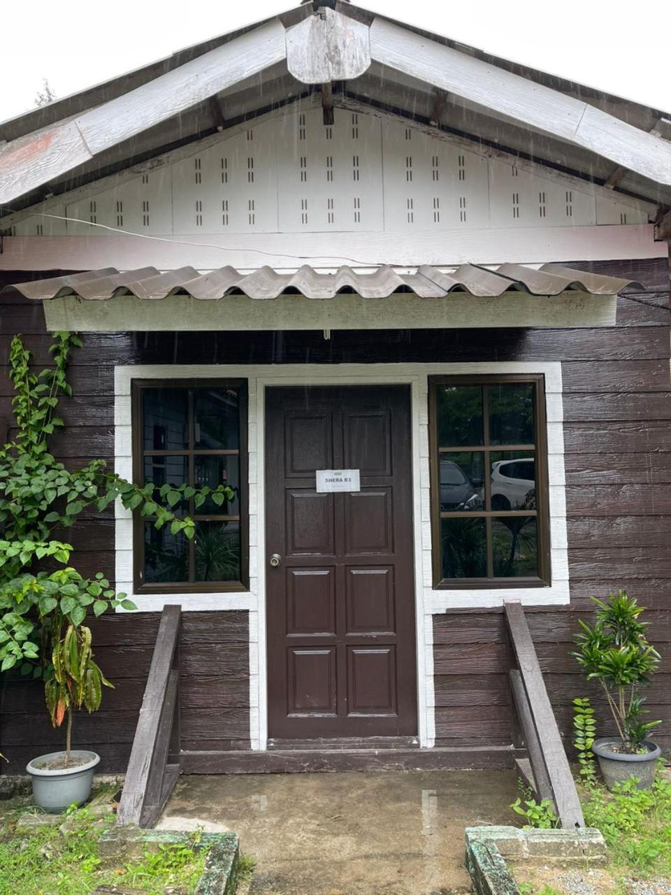 Dgeting Beach Resort Tumpat Exterior foto