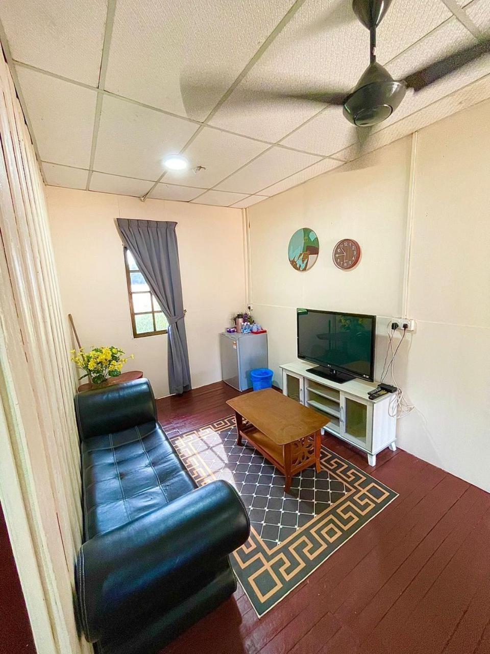 Dgeting Beach Resort Tumpat Exterior foto